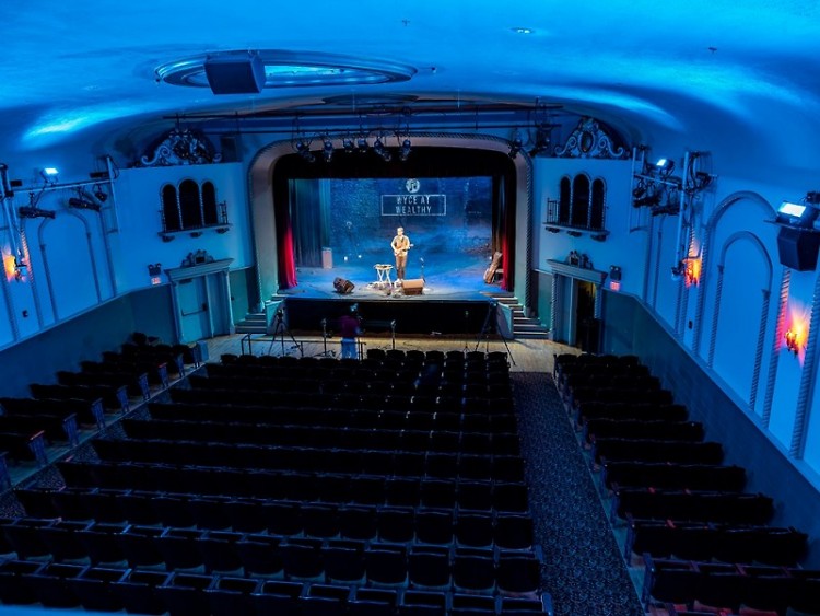 Steve Leaf peforming at Wealthy Theatre with no physical audience, as part of a "WYCE at Wealthy" virtual concert on July 27.