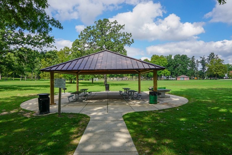 Picnic shelter at Garfield Park in Grand Rapids.