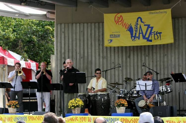 Grupo Aye at inaugural festival in 2012
