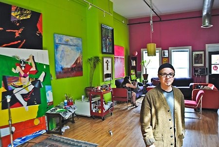 Artist Hugo Claudin in his venue, Mexicains Sans Fronteries