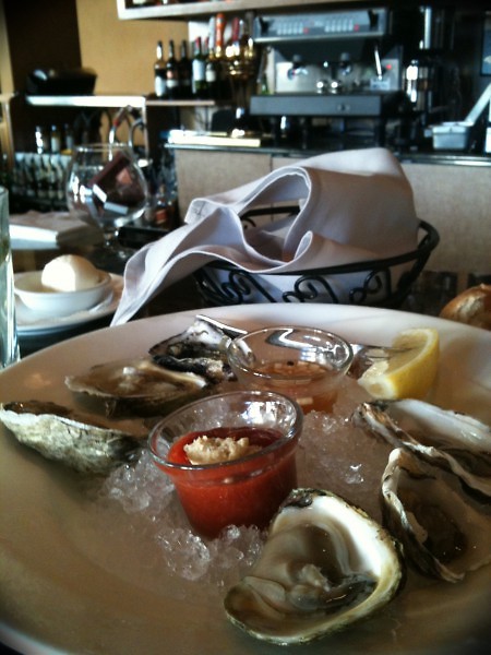 Excellent seafood, especially the oysters. Fresh. Next best thing to being on the coast.