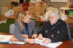 Access SNAP Outreach staff visits local food pantries to help folks sign up for benefits.