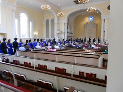 Calvin College Gospel Choir enters Sanctuary. 