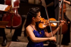 Violinist Karen Gomyo joined the Grand Rapids Symphony on Friday and Saturday, Sept. 14-15, 2018, in DeVos Performance Hall.