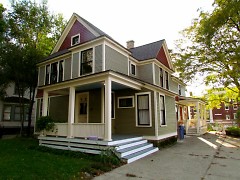 215 Warren, the property that Elizabeth and Charlie bought and rehabbed